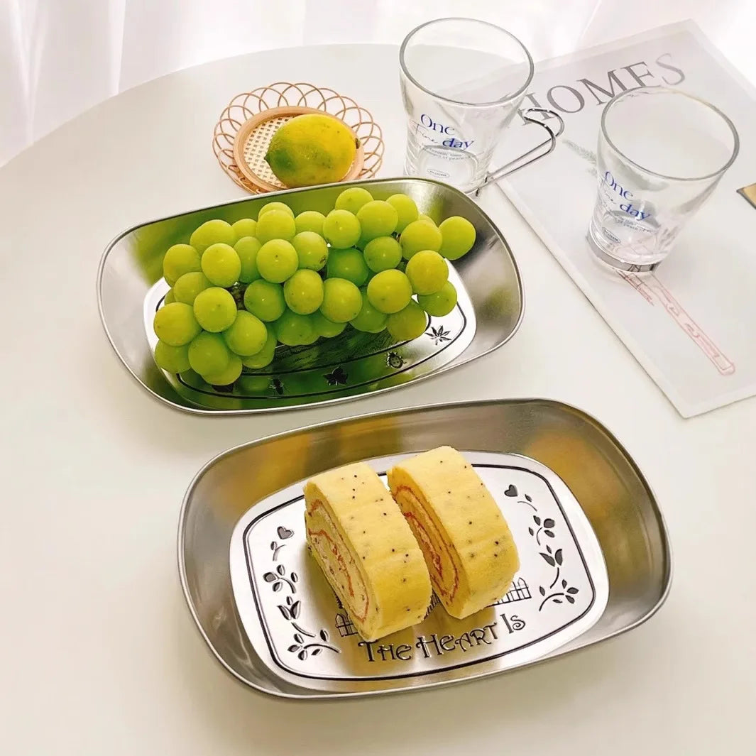 Retro Fruit Plate European Snack Plate Tinplate Restaurant Pastry Dish Metal Dried Fruit Dinner Tray Outdoor Picnic Tableware