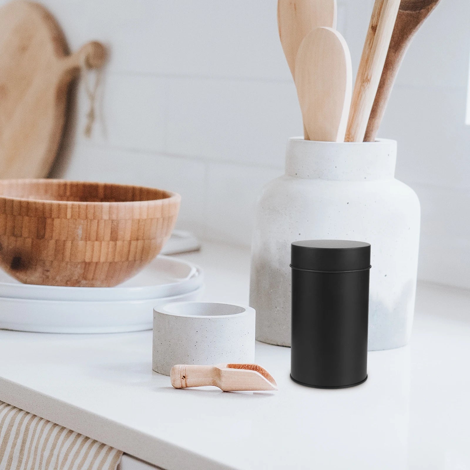 1pcs Candy Jar Tea Coffee Sugar Canister 75x130mm Black White Airtight Lid Tinplate Storage Container for Leaf Tea