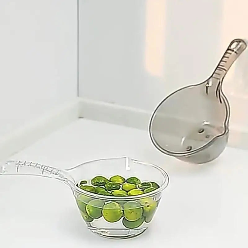 1Pcs Household Creative Water Ladle Wrestling Not Broken Transparent Water Scoop Thickened Plastic Spoon Kitchen Utensils