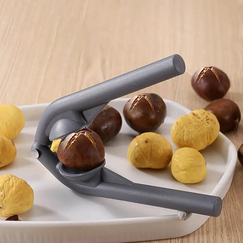 Quick Chestnut Opener Quick Clip Walnut Pliers Cutter Opener Nut Cracker Sheller Kitchen Tools Multifunctional Nut Cracker