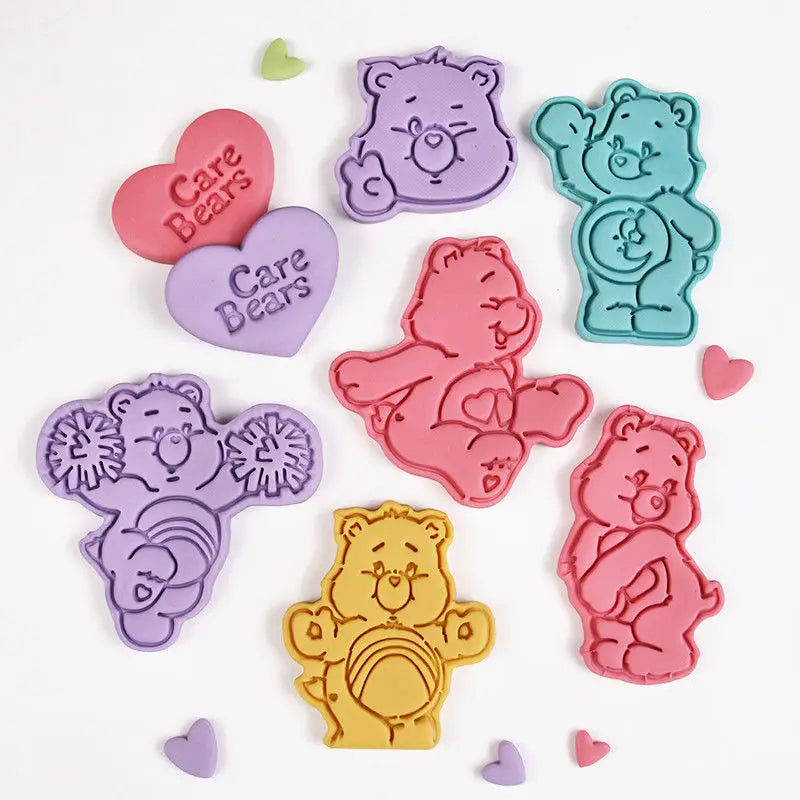 Cartoon Kawaii Care Bear Cookie Molds Sugar Flipping Cookie Cutting Molds 3D Pressable Biscuit Mold Kitchen Baking Pastry Tools