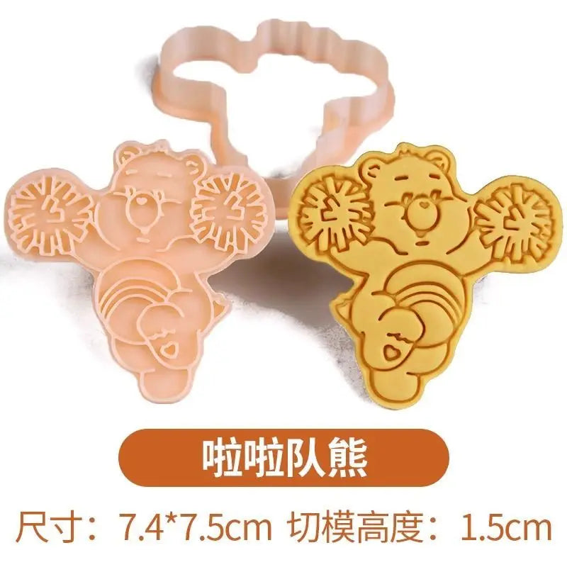 Cartoon Kawaii Care Bear Cookie Molds Sugar Flipping Cookie Cutting Molds 3D Pressable Biscuit Mold Kitchen Baking Pastry Tools