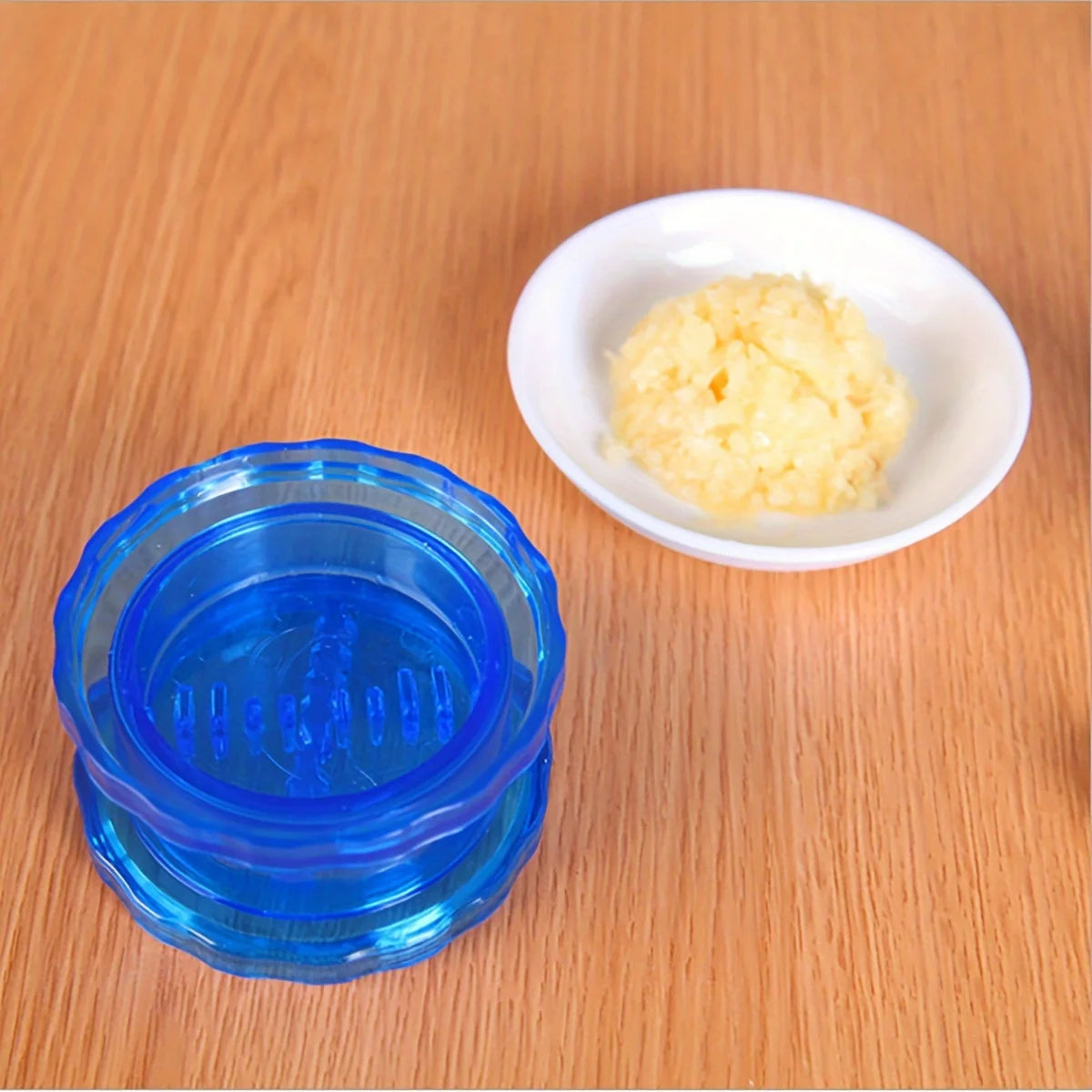 1pc, Kitchenware garlic box, garlic peeler, garlic whisk, kitchen tools - no electricity required.  kitchen accessories