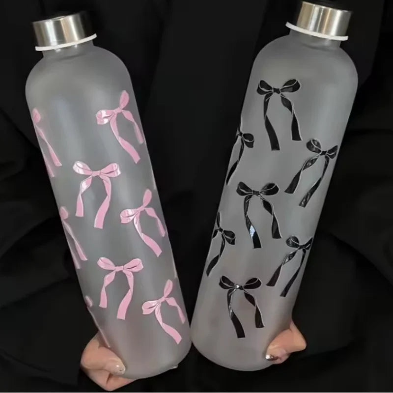 1000ml Butterfly Style Water Bottle, Gradient Matte Plastic Sports Flask, Anti-Slip Leak-Proof Gym Thermos with Silver Color Lid