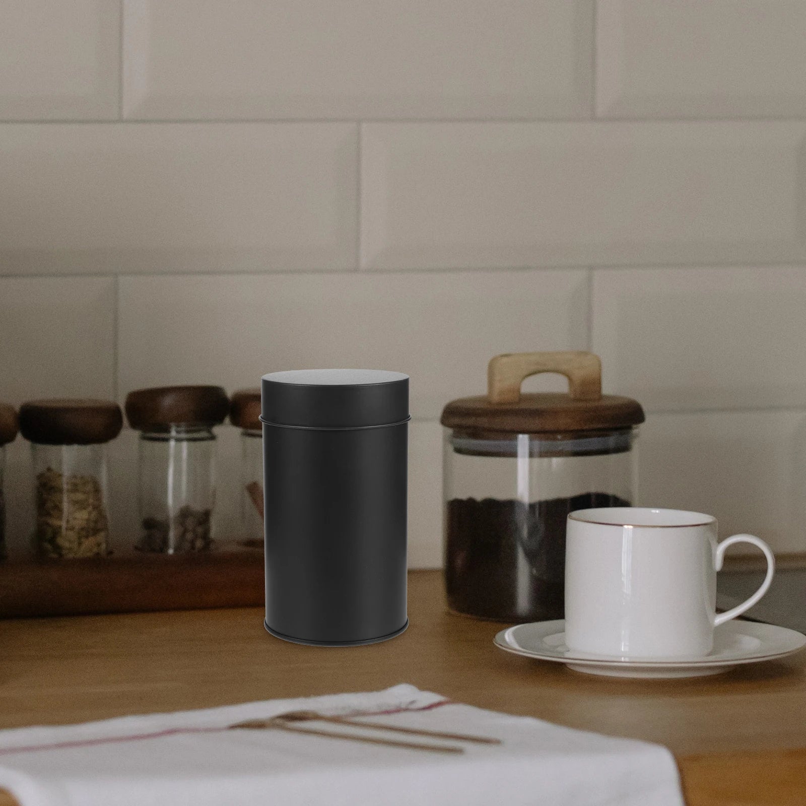 1pcs Candy Jar Tea Coffee Sugar Canister 75x130mm Black White Airtight Lid Tinplate Storage Container for Leaf Tea
