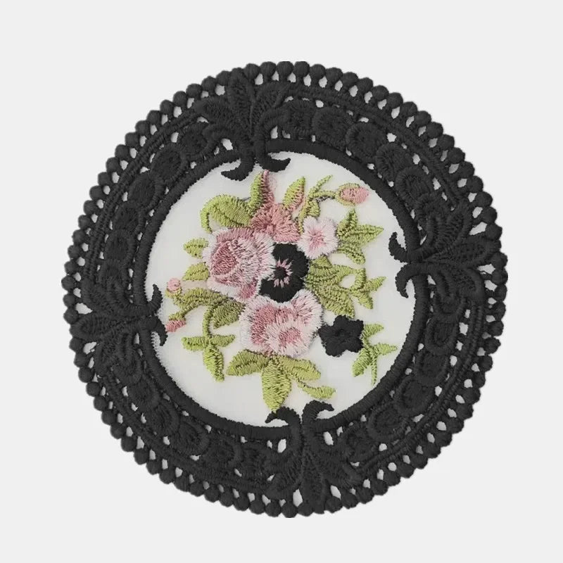 1Pc Dinning Lace Table Cover Embroidered Table Cloth Elegant Round Tablecloth Coffee Coasters Napkin Party Wedding Decoration