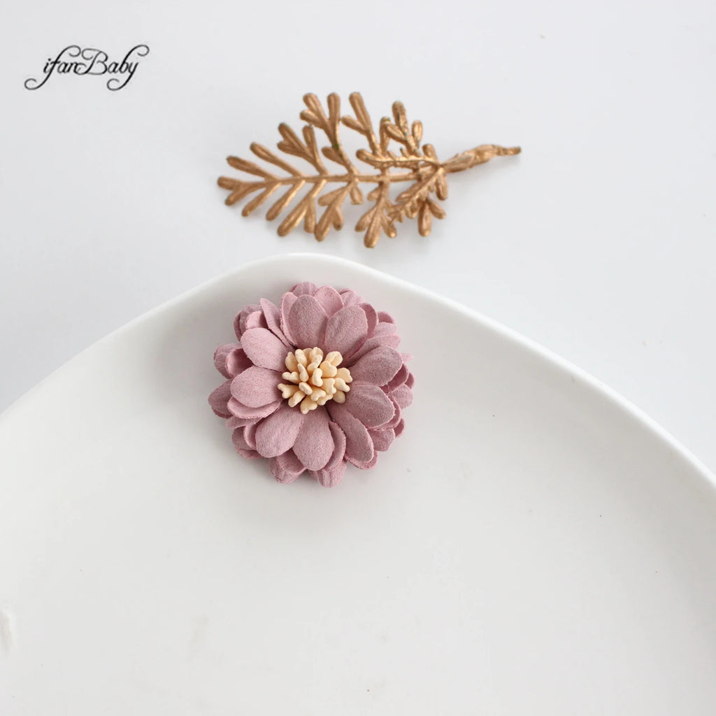 Decorative Handmade 3D Flower 4cm Synthetic Leather Flower With Stamen CRAFT Hair Appliques Embellishments Artificial Floral