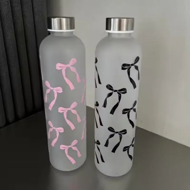 1000ml Butterfly Style Water Bottle, Gradient Matte Plastic Sports Flask, Anti-Slip Leak-Proof Gym Thermos with Silver Color Lid