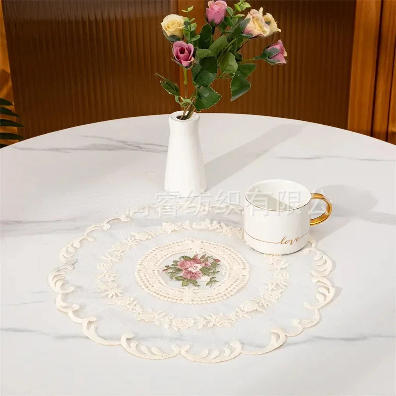 1PC Dinning Table Cover Embroidered Table Cloth Elegant Round Lace Tablecloth Coffee Coasters Napkin Party Wedding Decoration