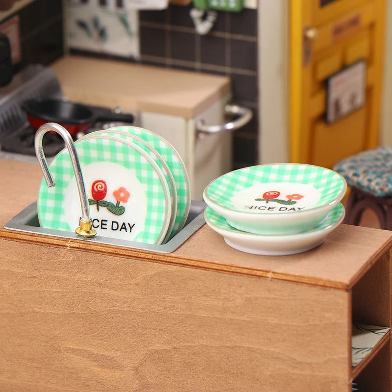 5Pcs 1/12 Dollhouse Mini Plates Dishes Model Dollhouse Simulation Kitchen Decoration Dolls House Accessories Pretend Play Toys