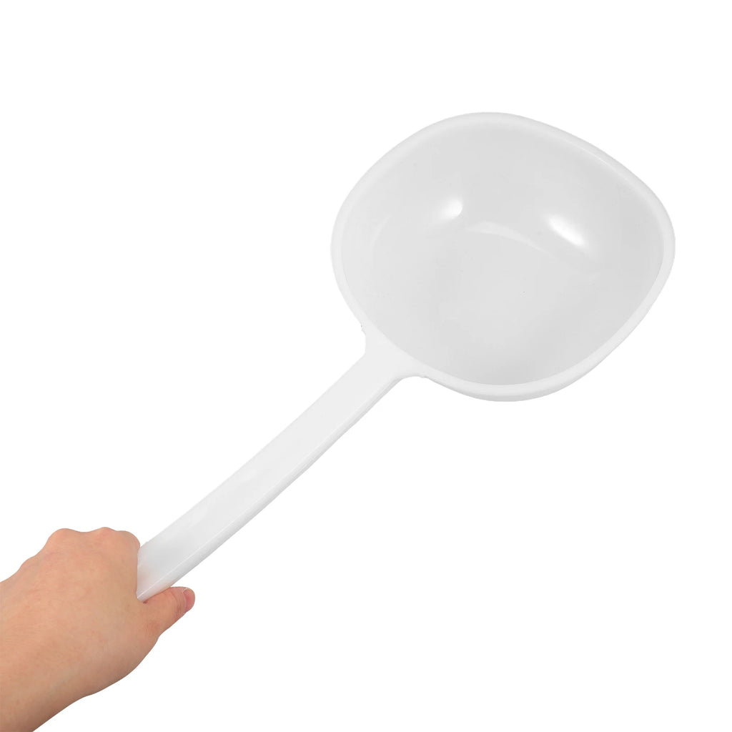 Long Handle Plastic Water Ladle Garden Watering Scoop For Flowers Vegetable Outdoor Plant Care Bath Kitchen Multipurpose Tool
