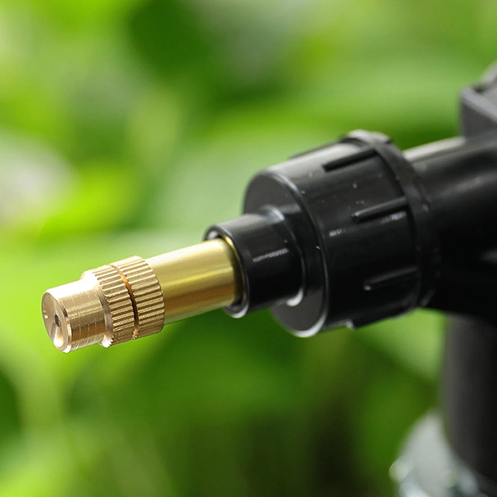 Flower Watering Pot with Column Pattern Air Pressure Spray Nozzle Spray Bottle Garden Watering Irrigation Watering and Spraying