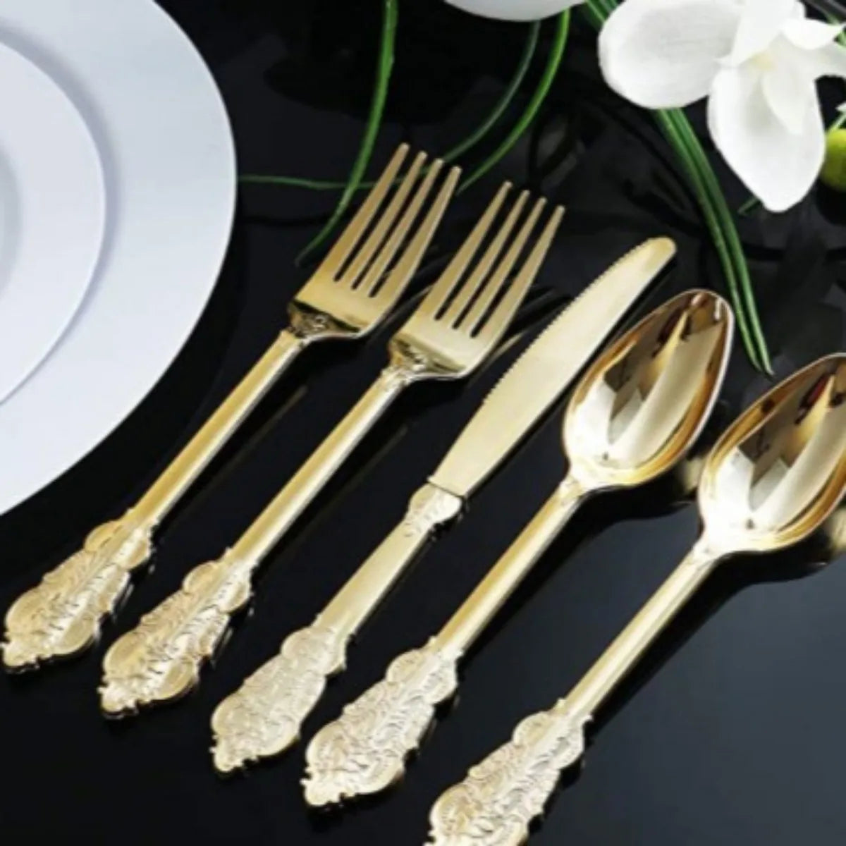 Gold Plastic Silverware Heavy Duty Elegant Disposable Utensils Gold Plastic Cutlery Set Forks Spoons for Dinner Parties Weddings
