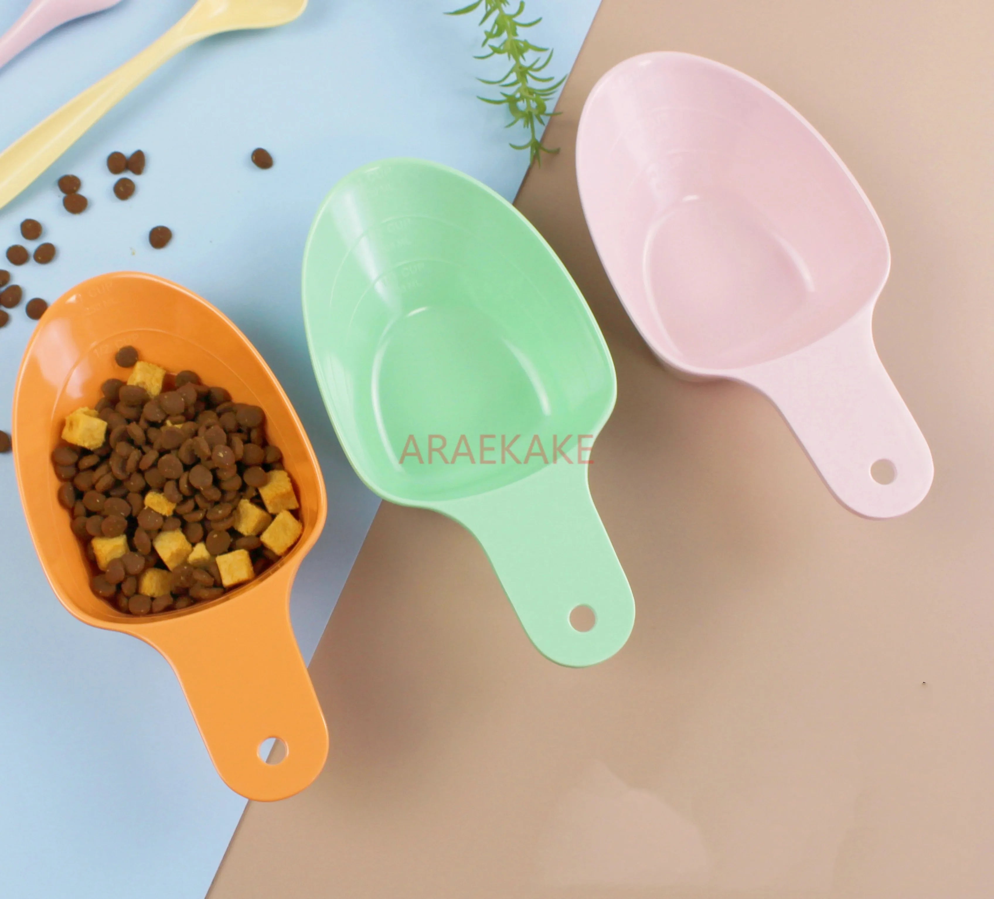 Pet food spoon with scale for precise feeding of cats and dogs, 250ml melamine food grade imitation porcelain cat food spoon