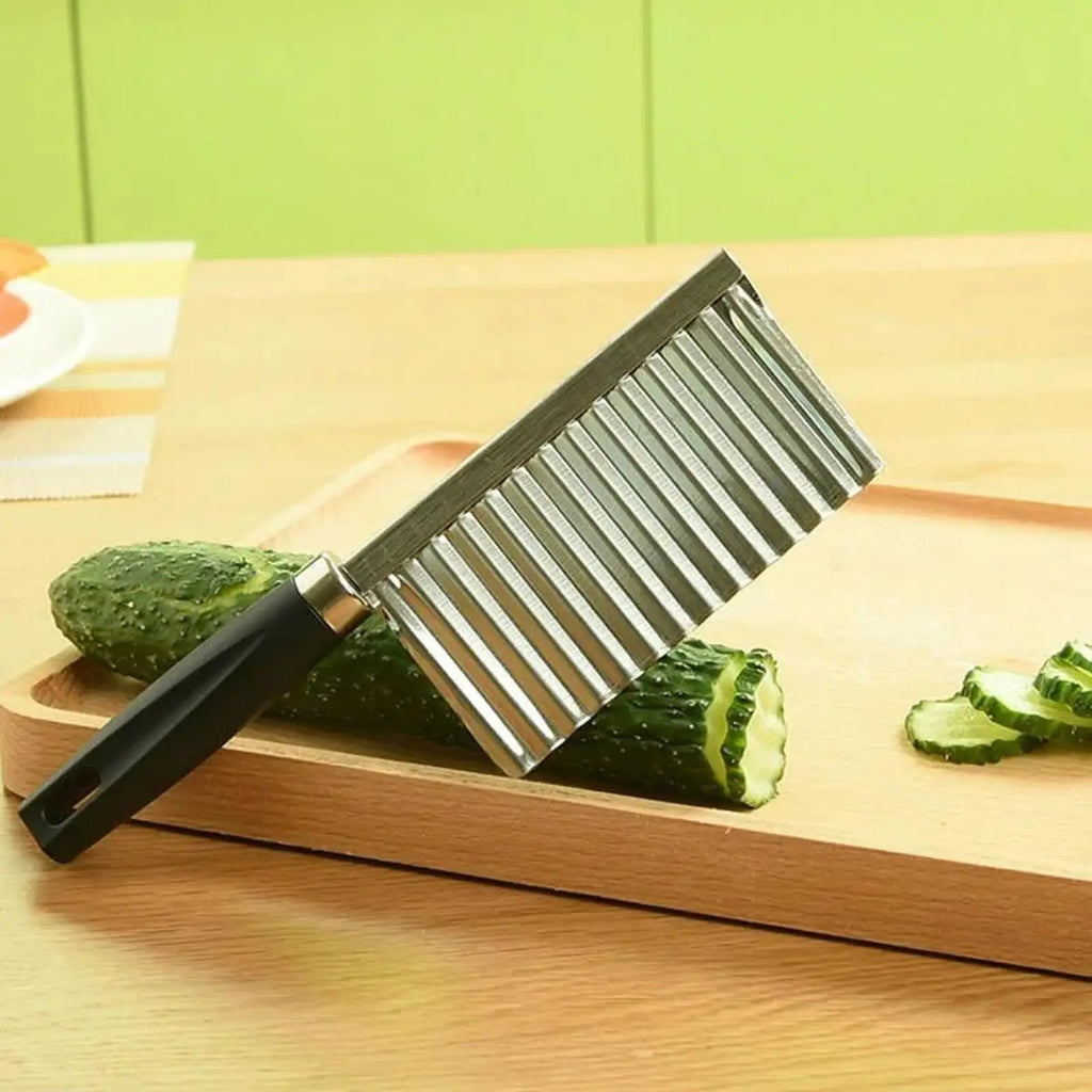 Stainless Steel Potato Crinkle Cutter Veggie Slicers wooden handle for Home Kitchen Vegetables Fruit Salad French Fry Slicer