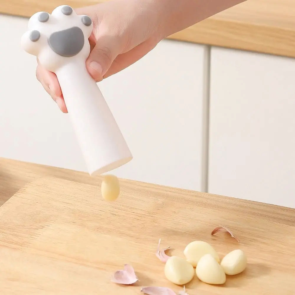 Creative Cat Claw Garlic Peeler Silicone Quick Garlic Roller Hand Peeling Tube Kitchen Gadgets