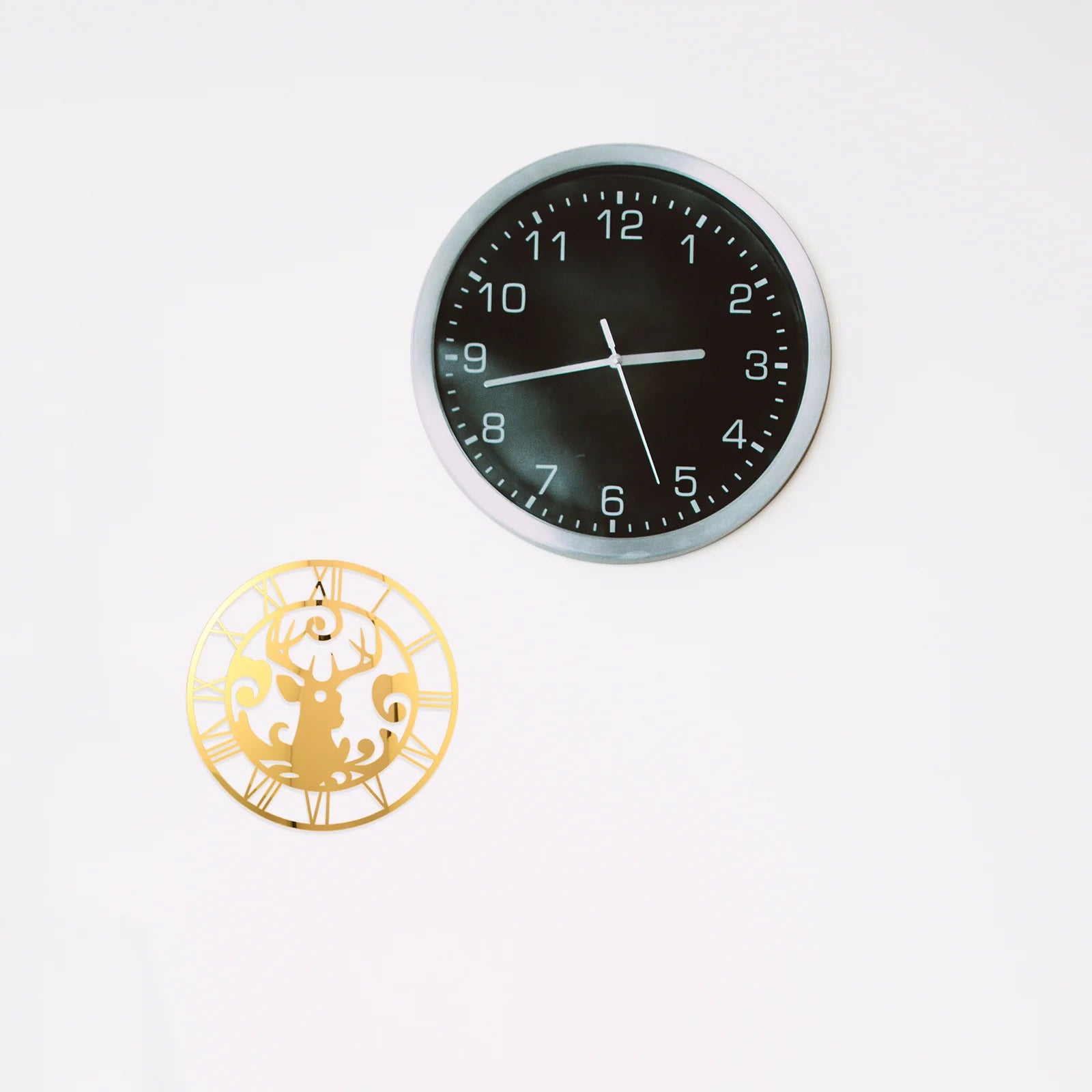 Deer Wall Sticker Clock Round Acrylic Mirror Silent DIY Frameless Decorative Wall Clock for Living Room Bedroom Office