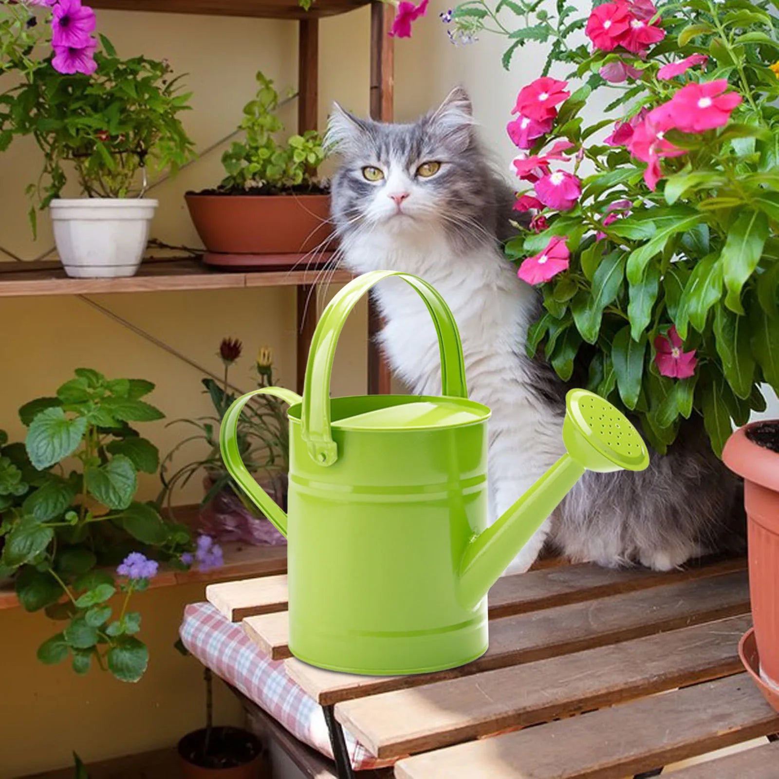 1.5L Iron Watering Can Garden Bonsai Plant Watering Pot Sprinkled Kettle for Home Garden Yard Courtyard Backyard Water Can