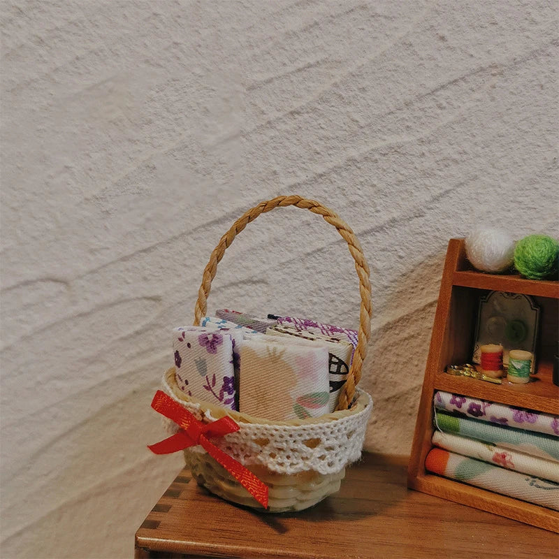 1/12 Dollhouse Simulation Mini Woven Fabric Basket Dollhouse Sewing Scene Decoration Accessories Dolls House Photo Props