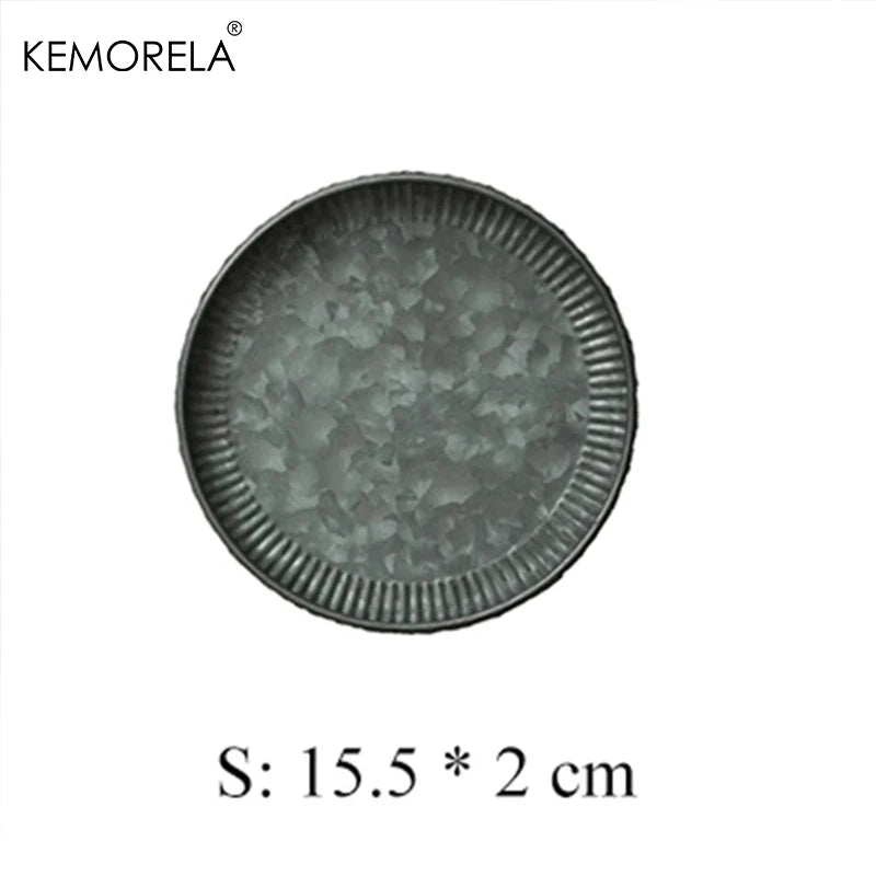 Retro Iron Plate Handcrafted Round Vintage Antique Wrought Storage Serving Iron Craft Lace Tray for Home Decor Church Wedding