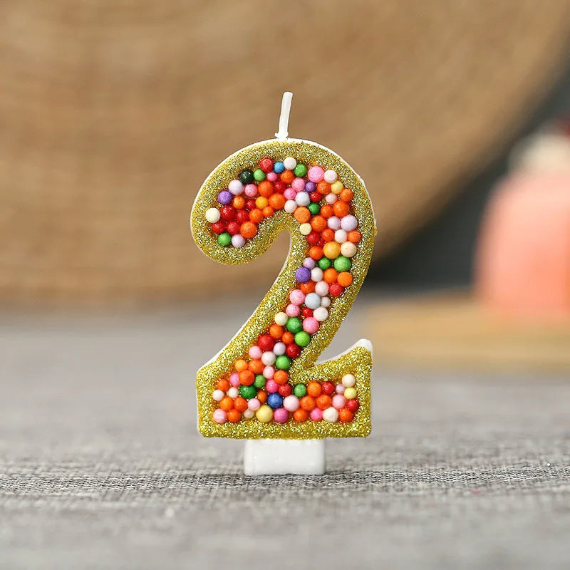 Colorful macarons 0-9 can be freely combined with digital candles. Birthday candles are perfect for high-end baking cake decorat